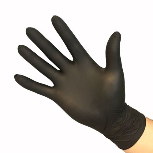 hand met nitril handschoen zwart